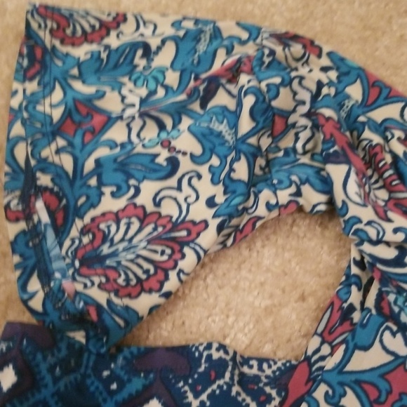 Pattern dress - Picture 3 of 3